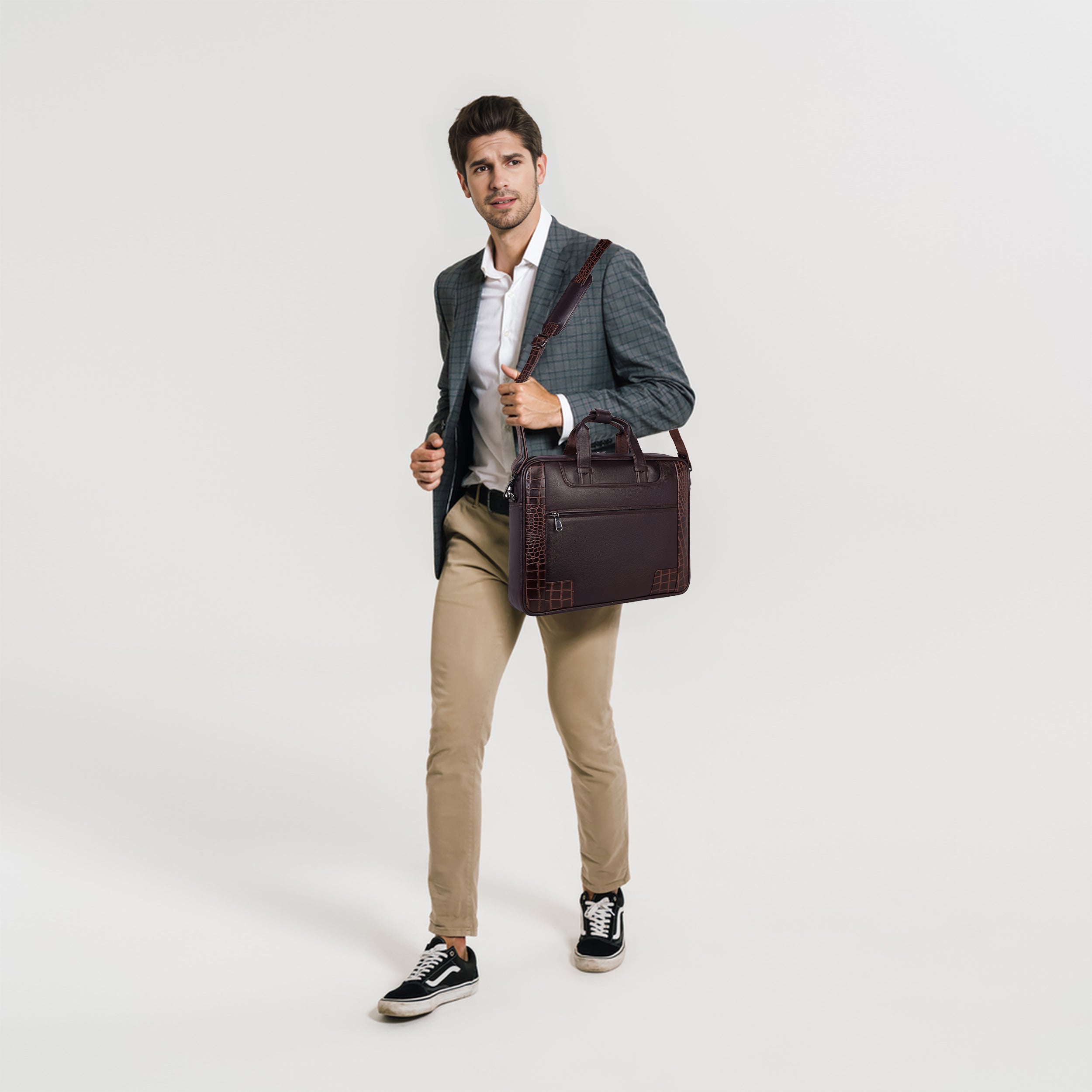 Luxury Dark Brown Leather Laptop Bag with Crocodile-Embossed Design – 16 Inch Business Bag