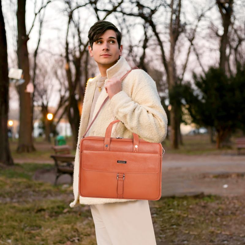 Sophisticated Laptop Messenger Bag™
