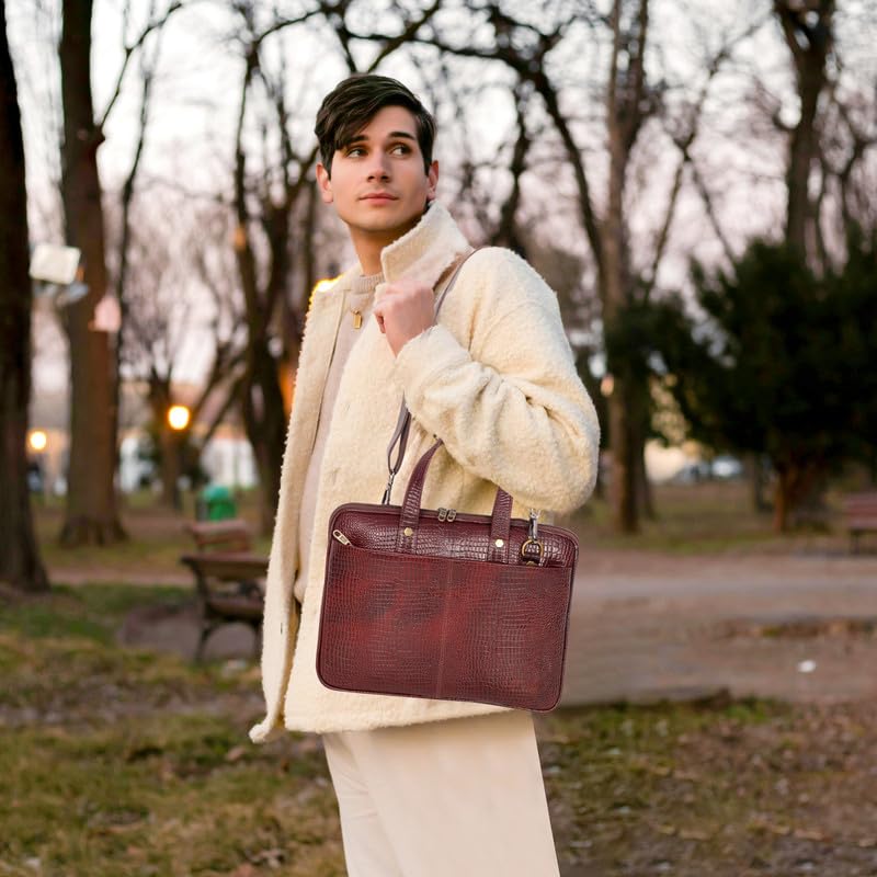 Elegance Leather Laptop Messenger Bag™
