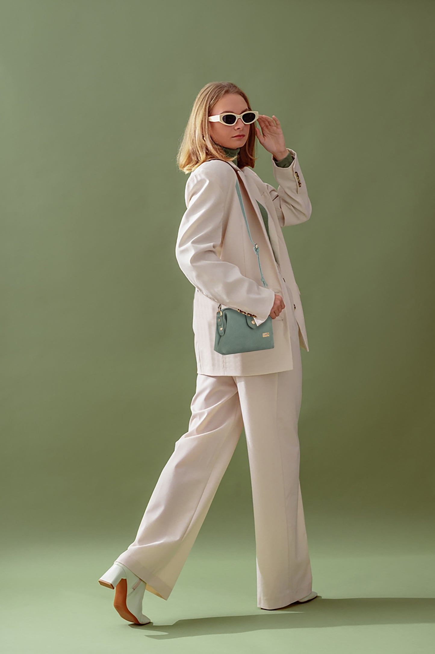 Denion Women’s Green Leather Sling & Crossbody Bag – Compact Shoulder Handbag with Vintage Gold Detailing